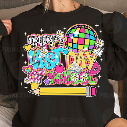 a woman wearing a black t - shirt with the words happy last day of school
