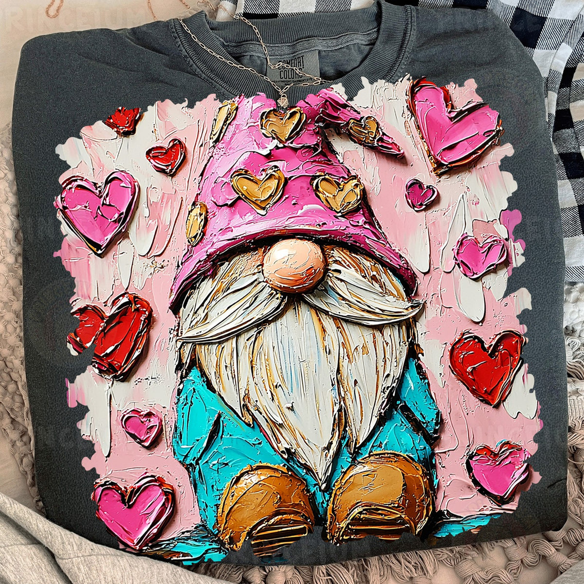 Valentine Gnome with Hearts