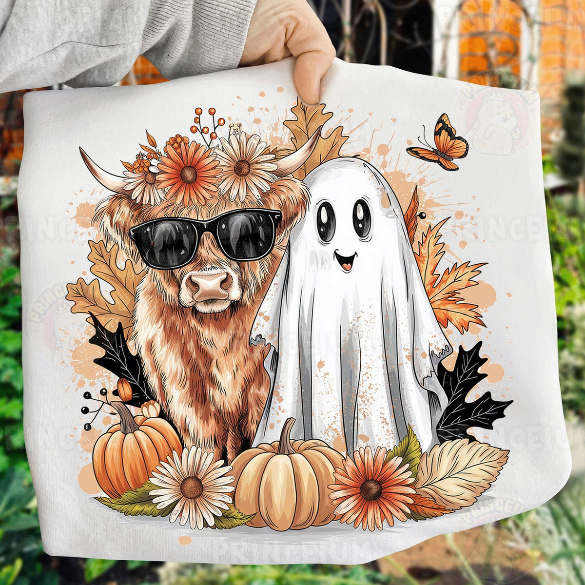 Spooky Highland Cow & Ghost