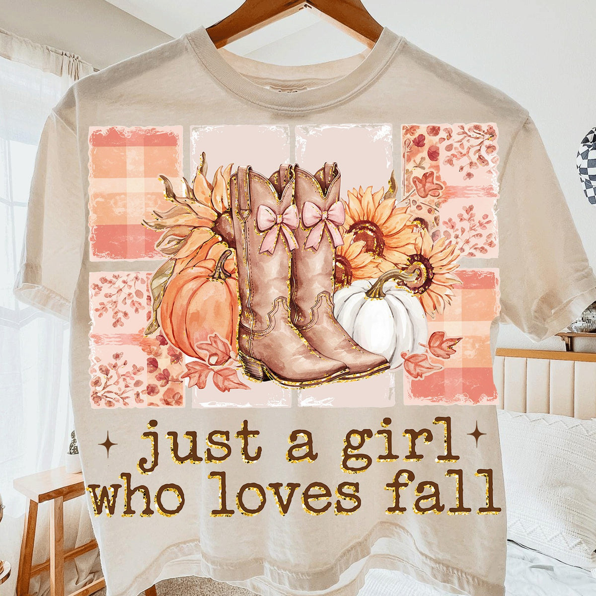 Just a Girl Who Loves Fall