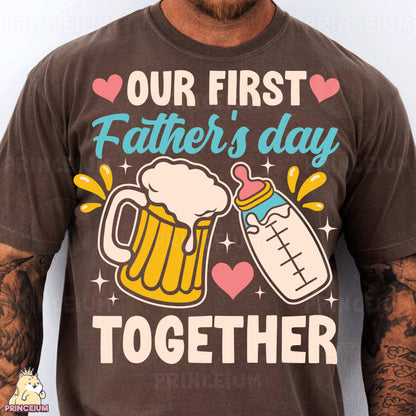 a man wearing a t - shirt that says our first father's day together