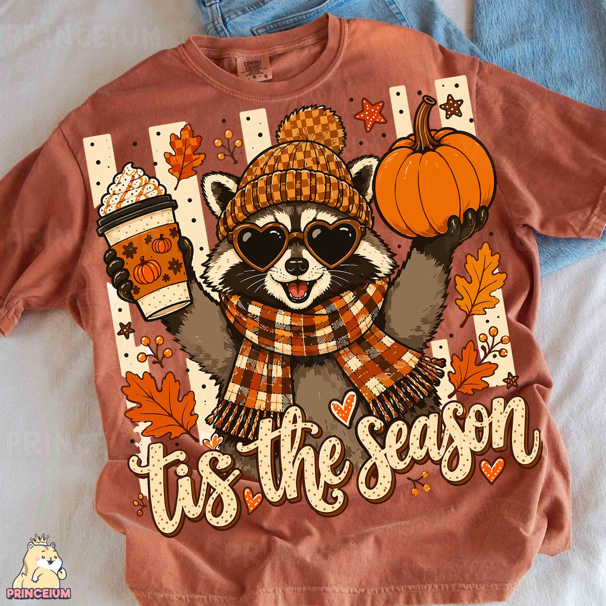 Tis the Season Raccoon