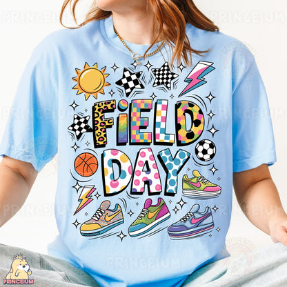 a girl wearing a t - shirt that says field day