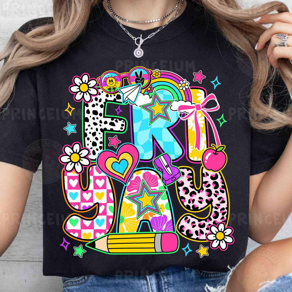 a woman wearing a t - shirt with the letter k on it