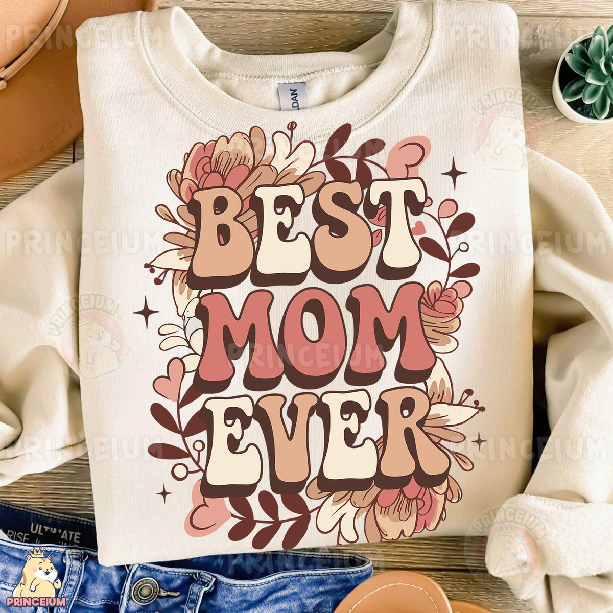 a t - shirt with the words best mom ever on it