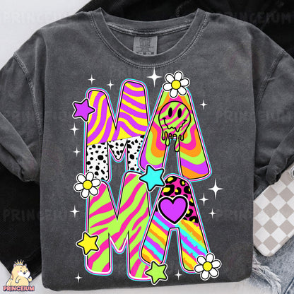 a t - shirt with the letter m on it